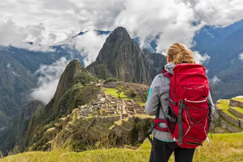 Caminhada de mochileiros 2d1n até Machu Picchu